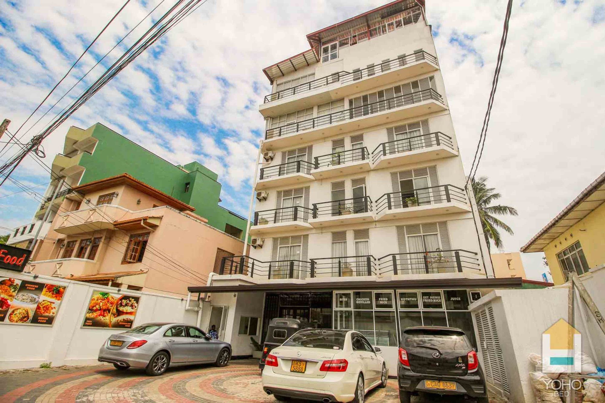 Hotel Sunhill Mount Lavinia Дехивала-Маунт-Лавиния Экстерьер фото