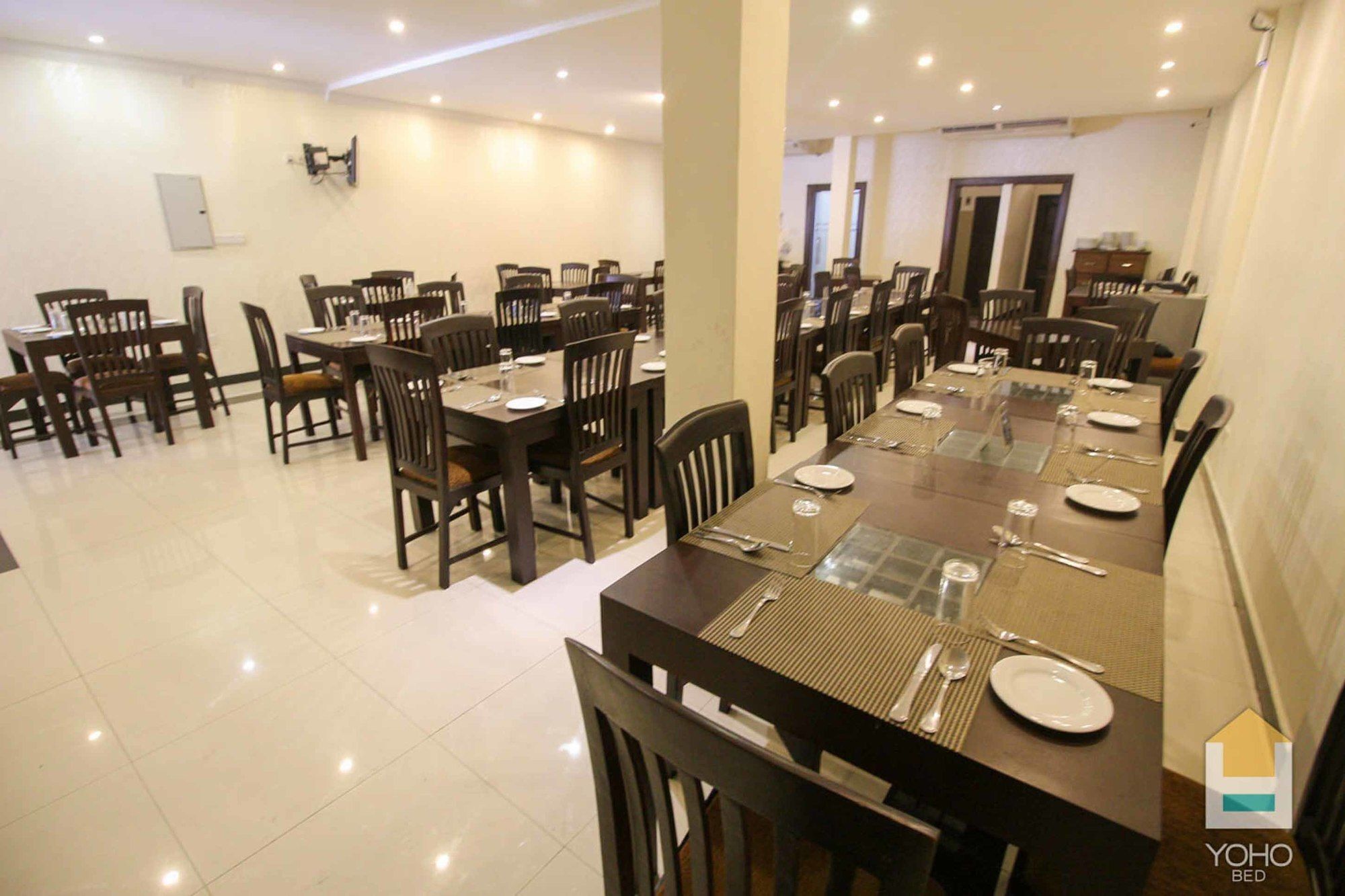 Hotel Sunhill Mount Lavinia Дехивала-Маунт-Лавиния Экстерьер фото